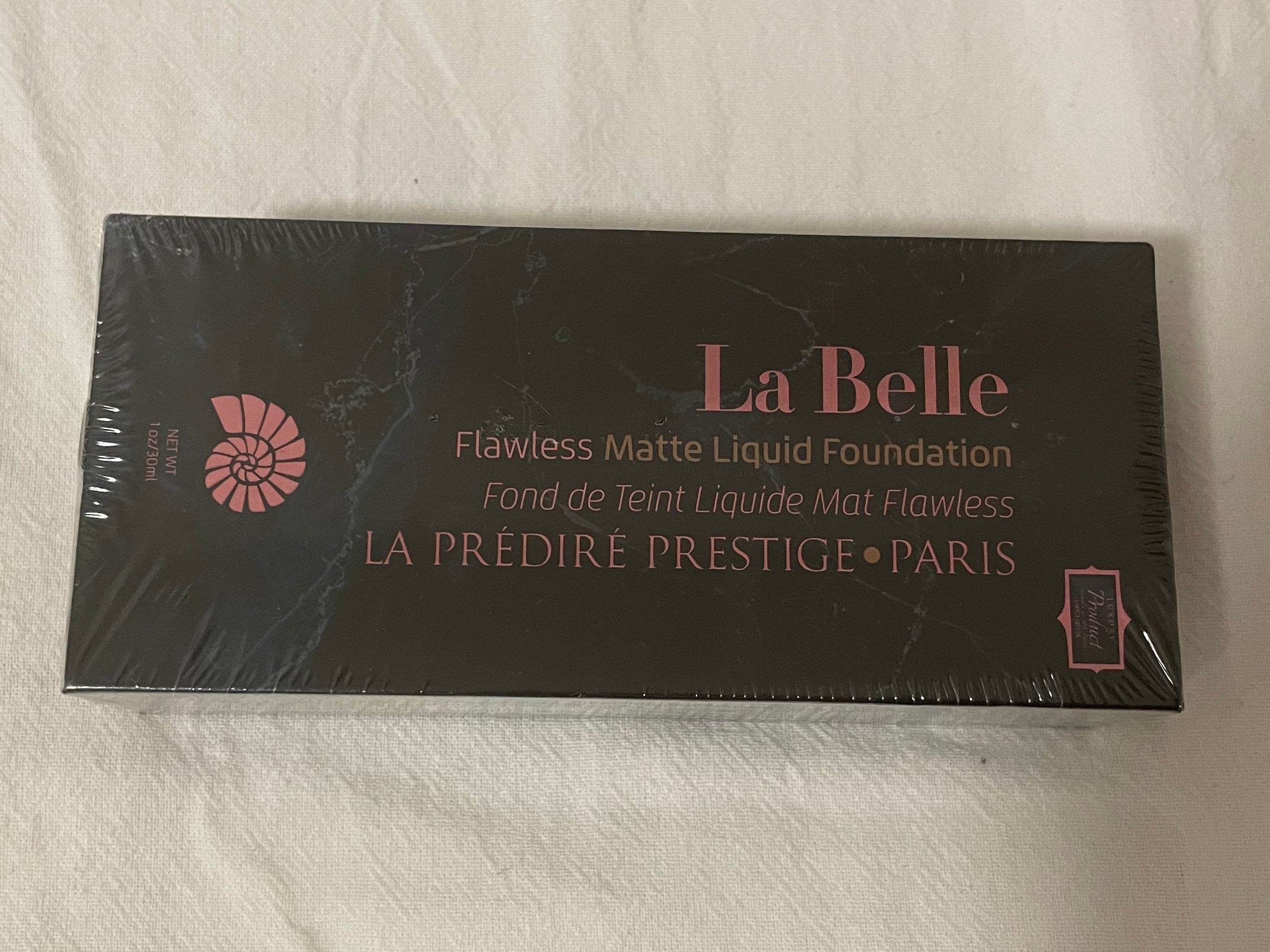 La Belle Flawless Matte Foundation #6