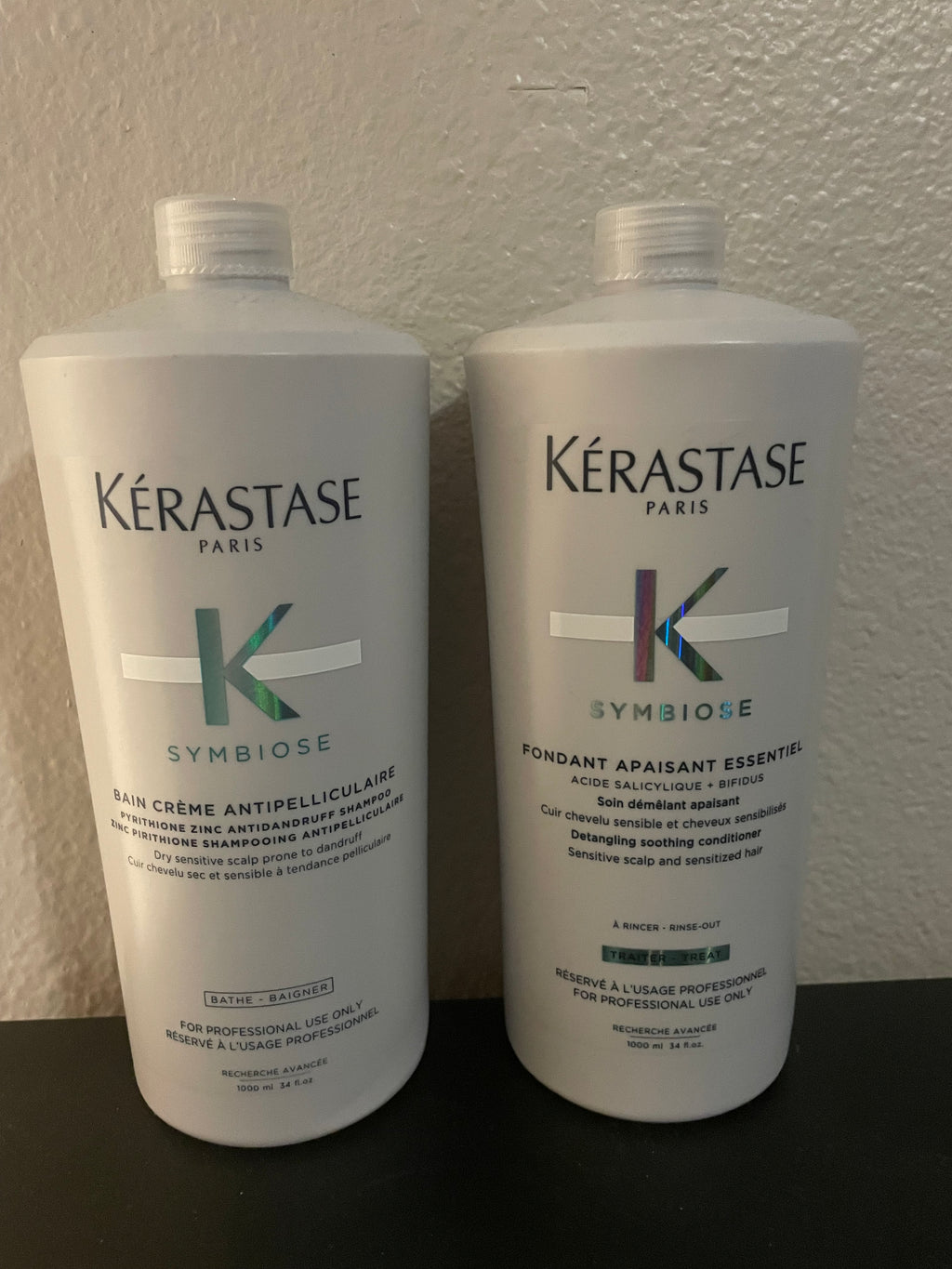 Keratase Bain Crème Anti-Pelliculaire Shampoo and Symbiose Fondant Aspaisant Essentiel Detangling Cellular Conditioner Bundle