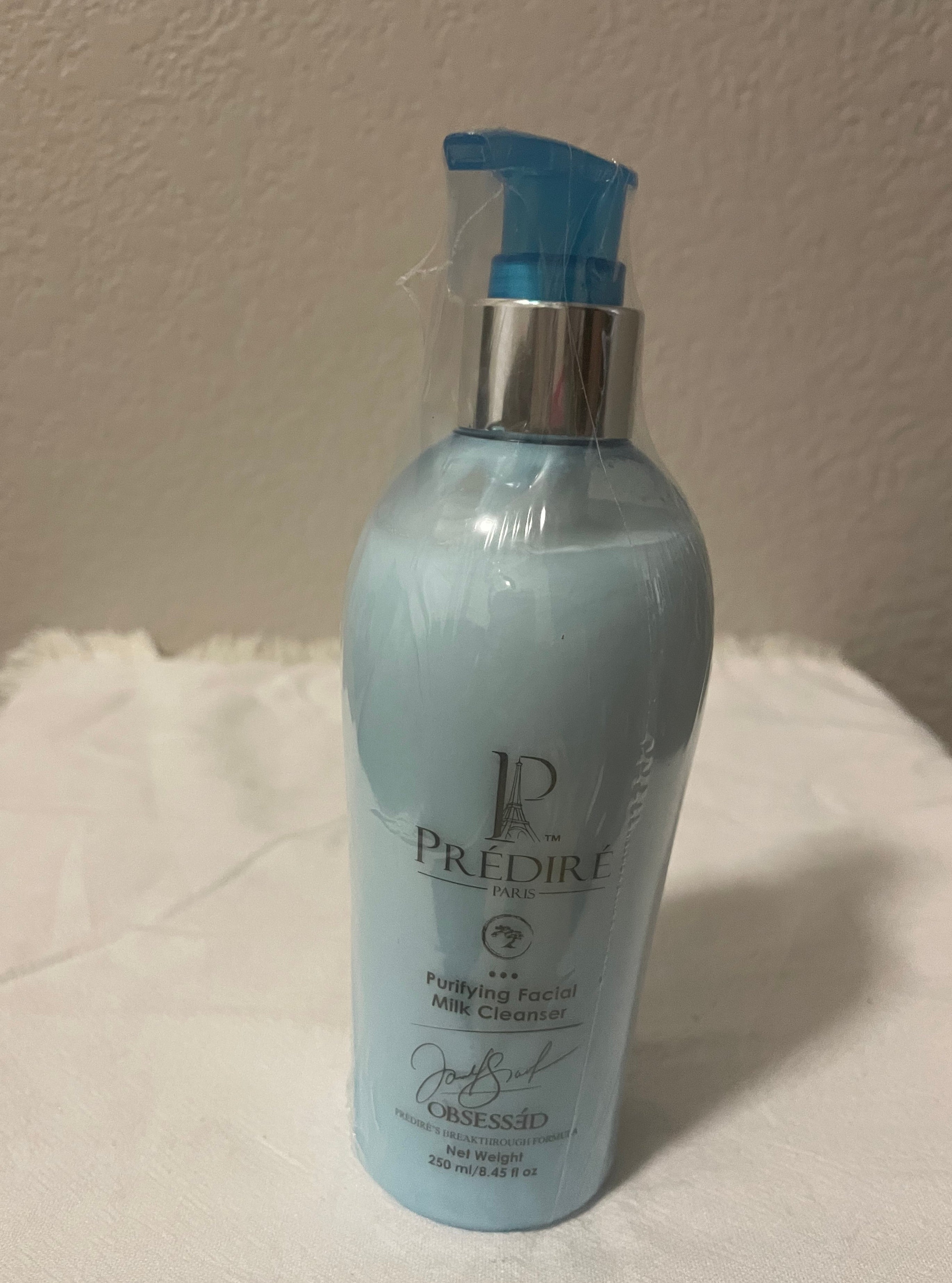 Predire Purifying Milk Cleanser